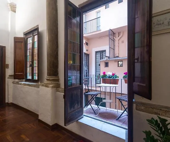 Apartment Cartari, Renaissance Flat A Few Steps From Piazza Navona And Vatican *