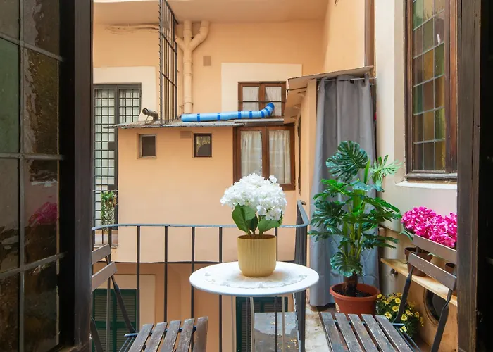 Apartment Cartari, Renaissance Flat A Few Steps From Piazza Navona And Vatican Rom